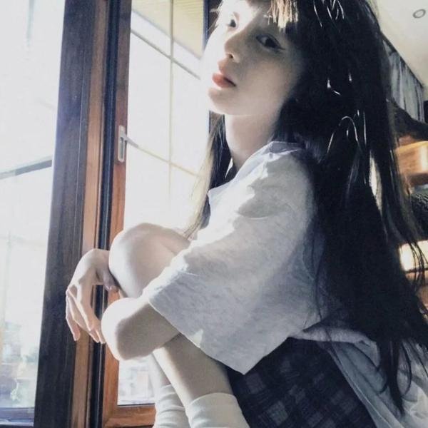 港口的日本姑娘